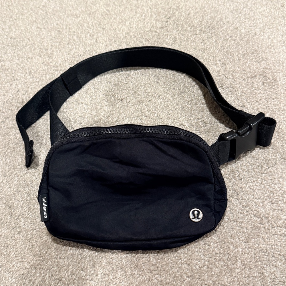 Original Lululemon Everywhere Belt Crossbody Bag 1L Black for Women Men Unisex